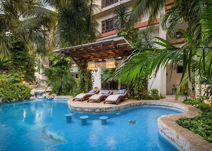 Hulku Hotel 3*