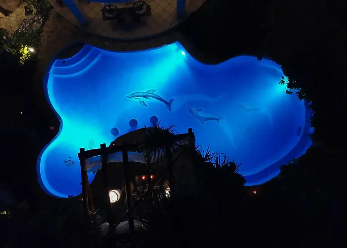 Hulku Hotel 3*