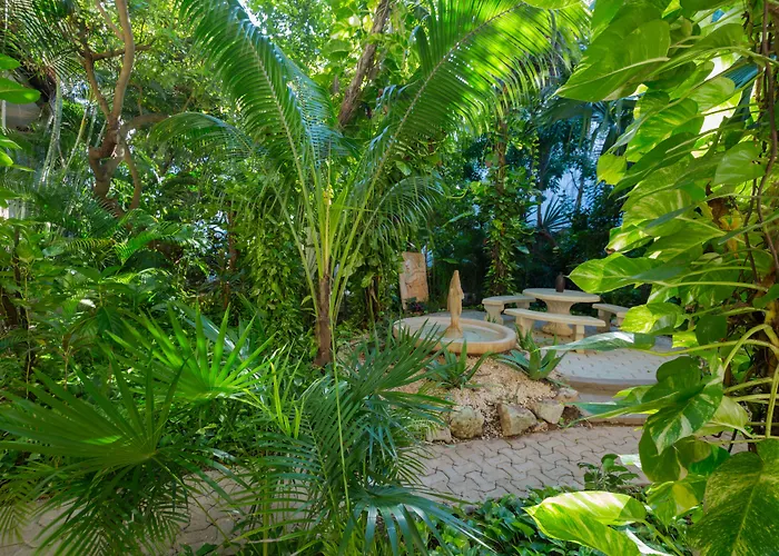 Hulku Hotel